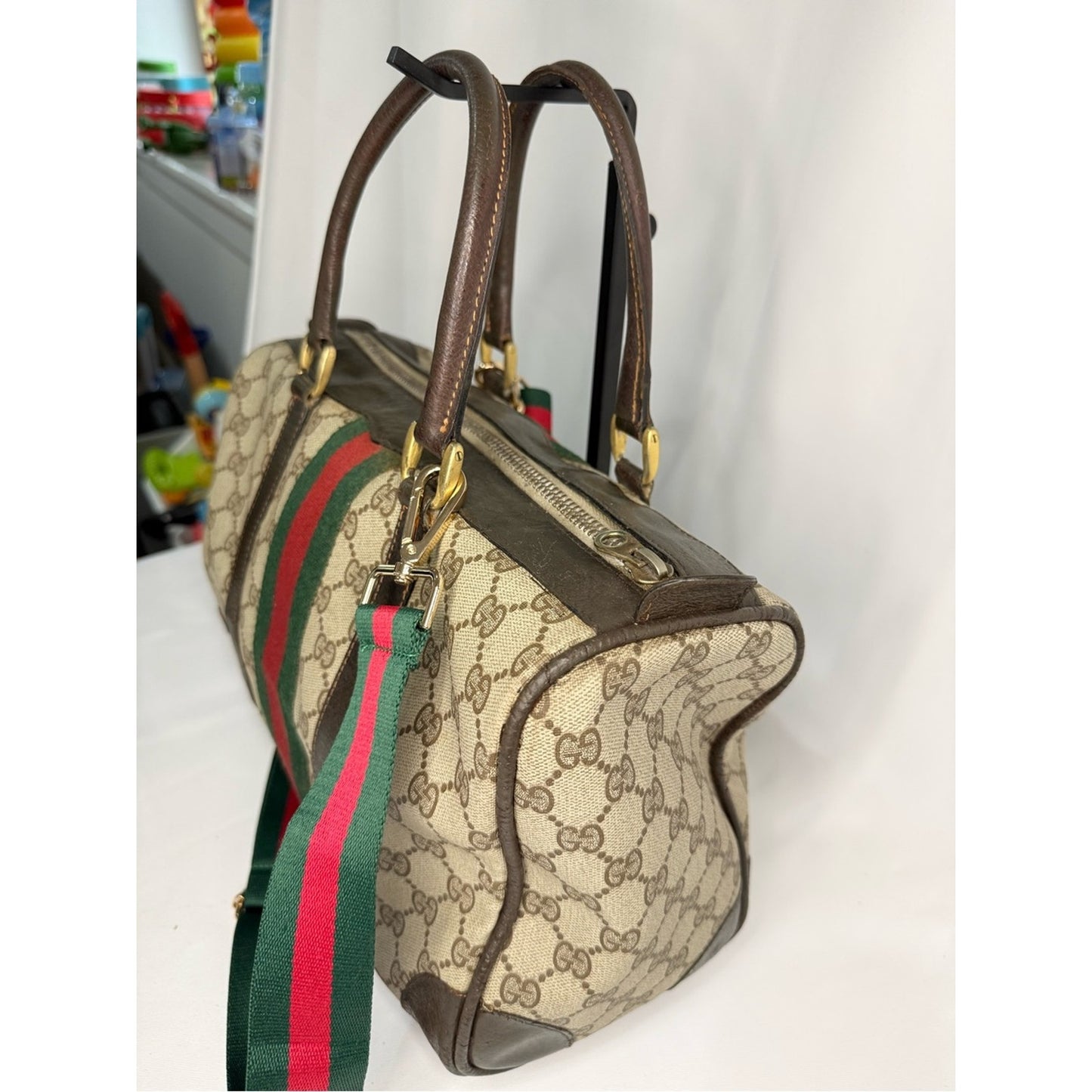Gucci Beige GG Supreme Canvas Duffel 35 with Brown Trim and Green/Red Web