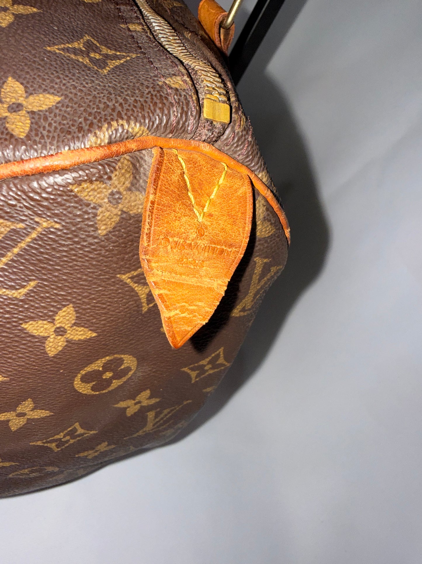 Louis Vuitton Monogram Speedy 30