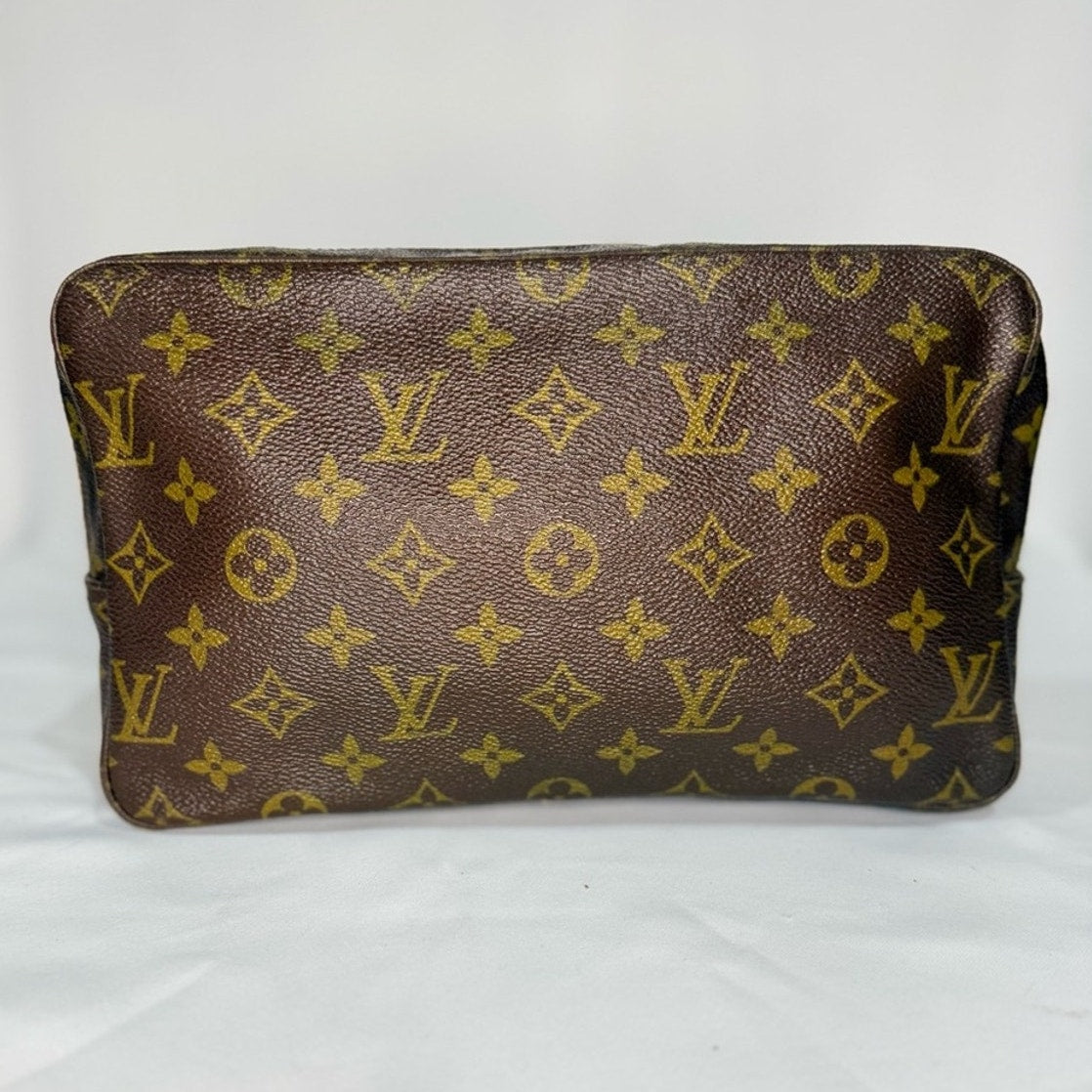 Louis Vuitton Monogram Canvas Toiletry Trousse 28