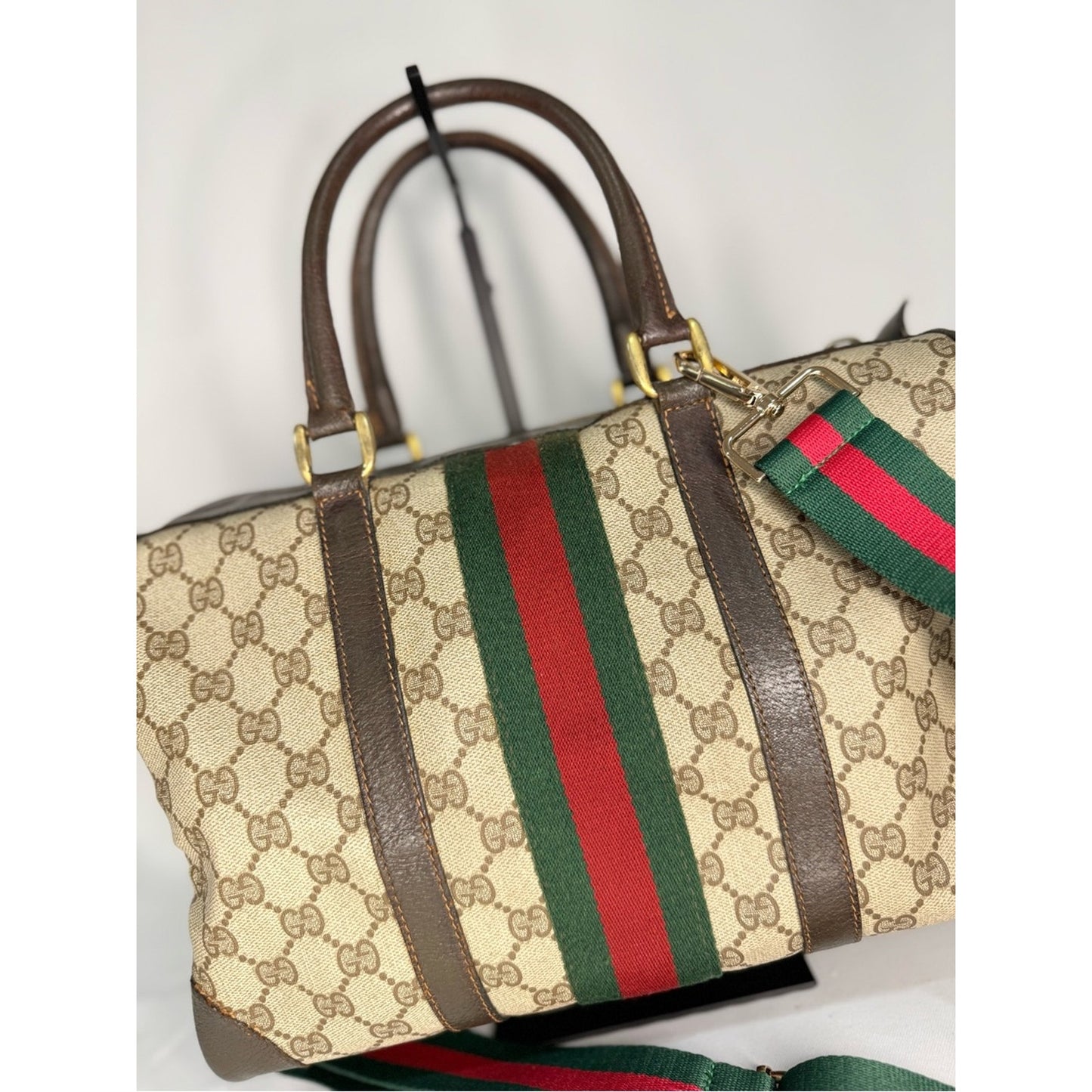 Gucci Beige GG Supreme Canvas Duffel 35 with Brown Trim and Green/Red Web
