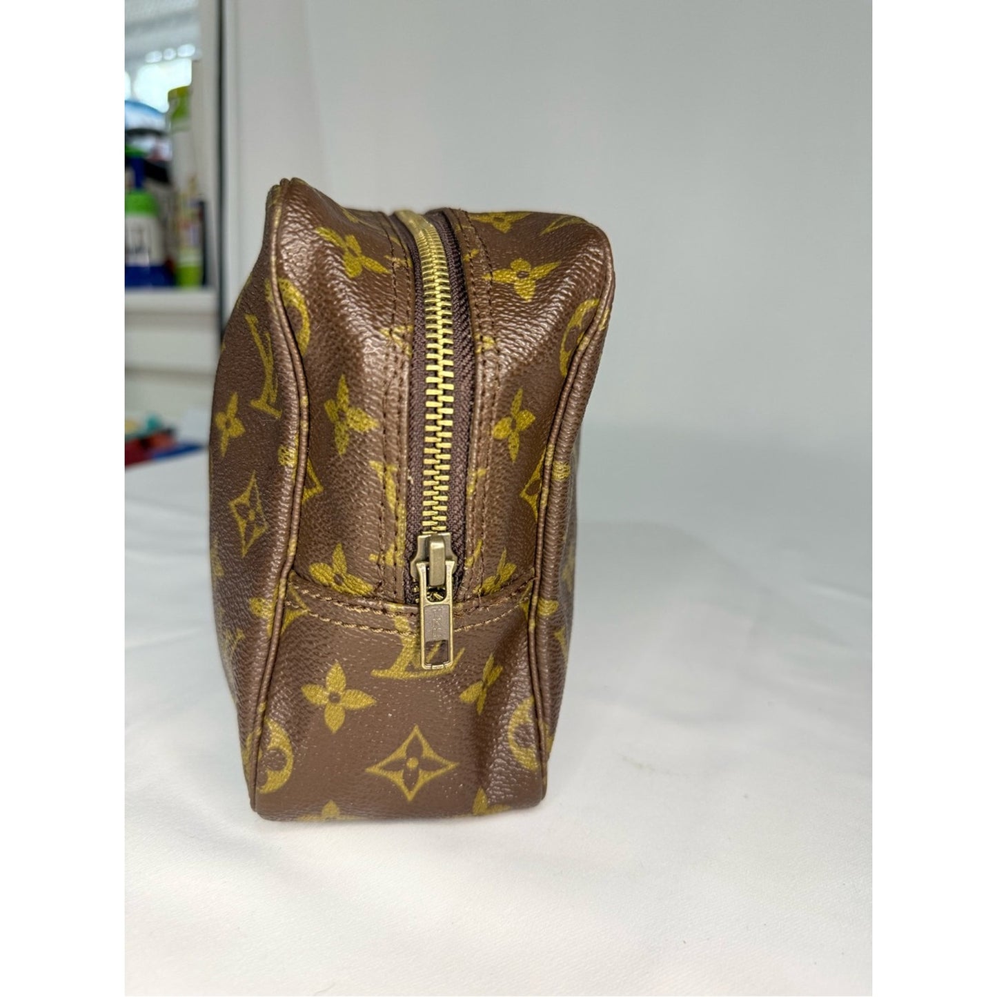 Louis Vuitton Monogram Canvas Toiletry Trousse 28