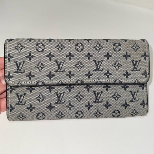 Louis Vuitton Gray and Navy Mini Lin International Wallet