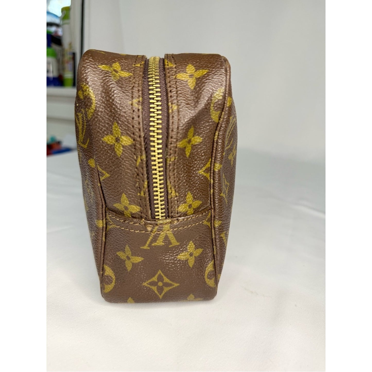 Louis Vuitton Monogram Canvas Toiletry Trousse 28